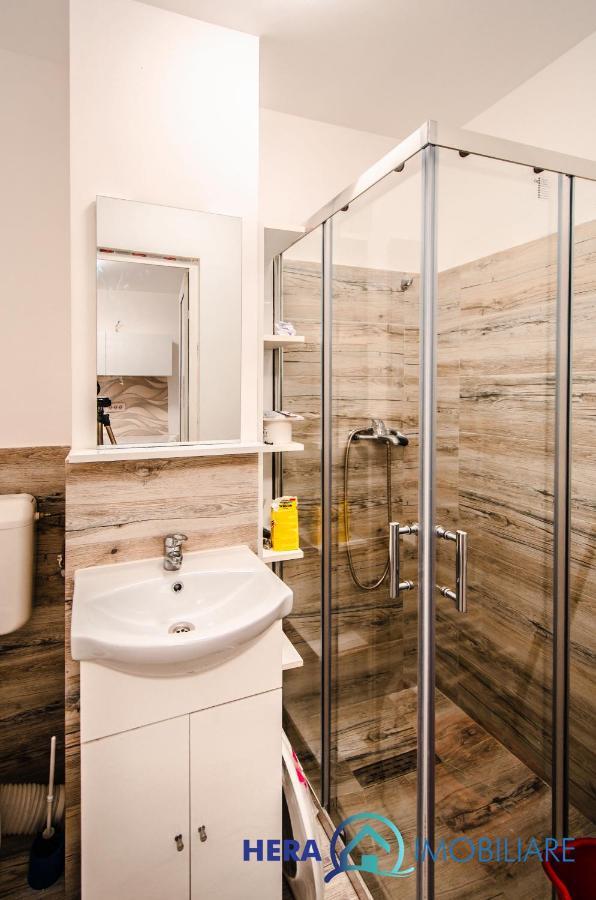 Apartament Cu O Camera Arad Ngoại thất bức ảnh